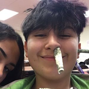 Meet your Posher, Aaron